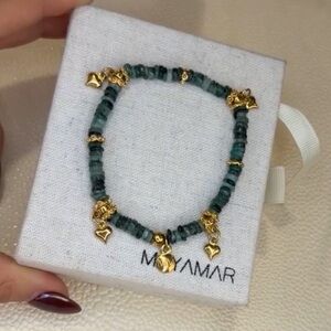 New in box MAYAMAR Emerald and Gold Bracelet